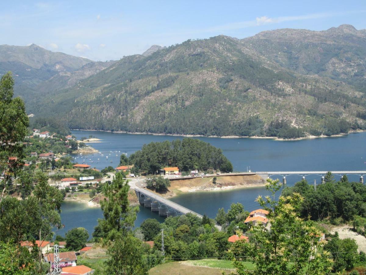 Apartamento Casa De Casarelhos - Vistas Rio, Campo E Montanha - Lareira Gerês Exterior foto